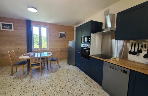 Montbrun-les-Bains Apartment | Gîte 6 à proximité de Montbrun Les Bains. Superficie : 42 mètre carré