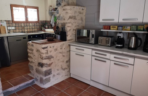 Reilhanette House | Gîte 6/8 persons with private swimming pool in drôme provençale