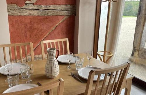 Montbeugny House | Gîte au calme pour 4 pers. avec jardin à Montbeugny - FR-1-489-597