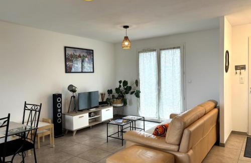 Cusset House | Gîte avec animaux, parking - 6 pers. - FR-1-489-622