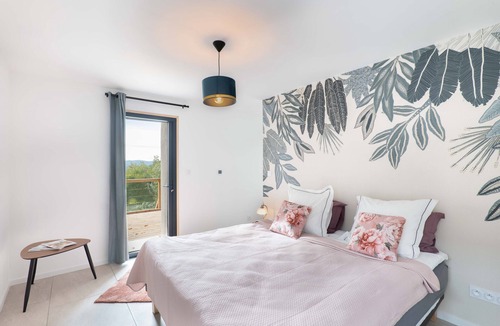 Massy Other | Gîte Bellevue Pour 6 Personnes Avec Piscine et spa et vue sur la Campagne