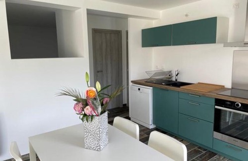 Fleurey-sur-Ouche Apartment | Gîte calme au bord de l'Ouche.