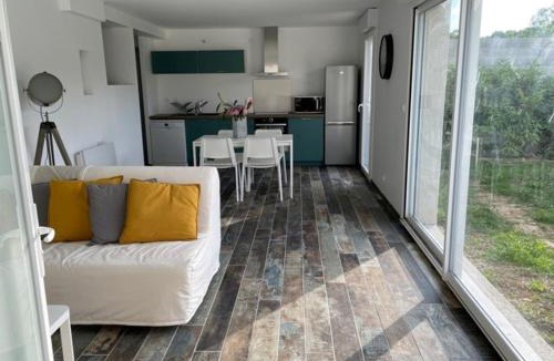 Fleurey-sur-Ouche Apartment | Gîte calme au bord de l'Ouche.