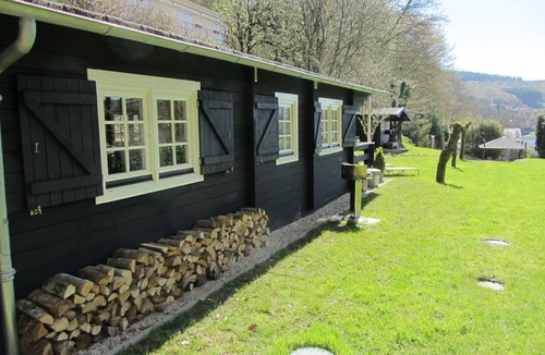 Corancy Ski Chalet | Gîte & Chambre d'hôte "Les Moulins au bord du lac" Morvan, France