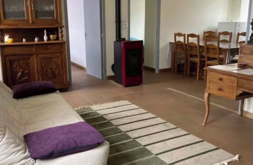 Saint-Jean-Roure Apartment | Gîte communal en Ardèche
