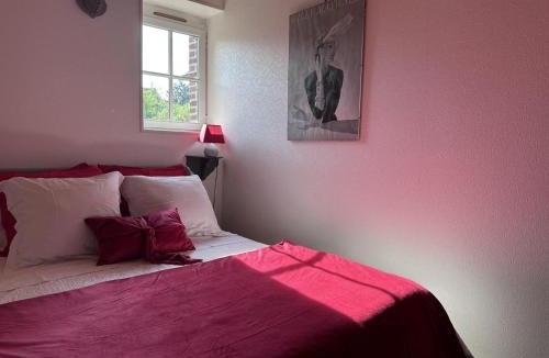 Toulon-sur-Allier House | Gîte confortable proche Moulins avec jardin & poêle à bois - FR-1-489-463