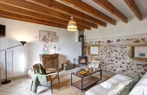 Sevelinges House | Gîte confortable au cœur de la Loire avec jardin clos - FR-1-496-250