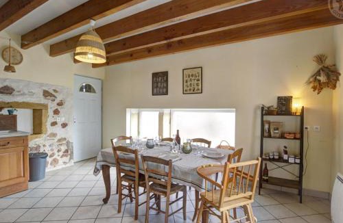 Sevelinges House | Gîte confortable au cœur de la Loire avec jardin clos - FR-1-496-250