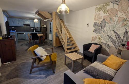 Tremonzey House | Gîte confortable en forêt de Vôge avec WiFi et parking - FR-1-589-798