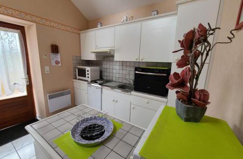Le Val-d'Ajol Apartment | Gîte confortable en montagne avec terrasse, idéal pour rando et cure, proche de Plombières-les-Bains - FR-1-589-172