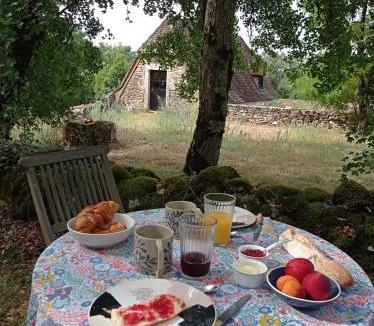 Orniac Bed & Breakfast | Gîte d'Espinières