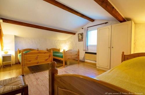 Gras House | Gîte de Caractère Pour un Séjour Inoubliable en Famille ou Entre Amis