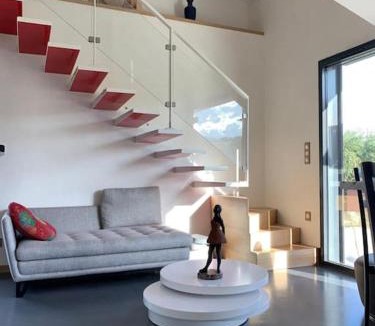 Peaugres Villa | Gîte de charme 5 étoiles pour couple avec sauna et jacuzzi extérieurs privatifs