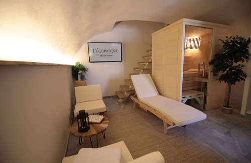 Donzere House | Gîte de Charme Avec Jacuzzi et Sauna Privatifs
