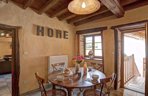 Palogneux House | Gîte de charme rénové 3 épis, 2 chambres en pleine nature - FR-1-496-92