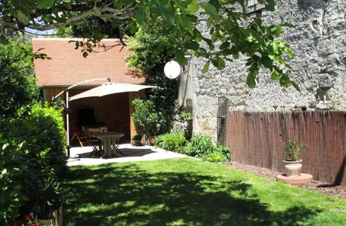 Curemonte Villa | Gîte de France Gîte de la barbicane 3 ears - Gite de France 5 people