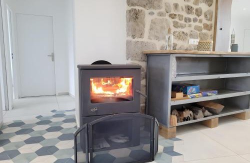 Grazac House | Gîte De L'atelier - 15 Personnes