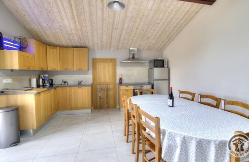 Quincie-en-Beaujolais House | Gîte de L'aubépin - Quincie-en-beaujolais