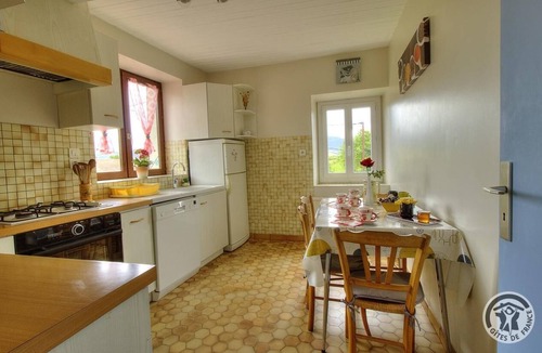 Bessenay House | Gîte de la Faneuse - BESSENAY