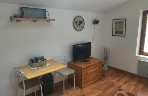 Mirabel-et-Blacons Apartment | Gîte de la plaine