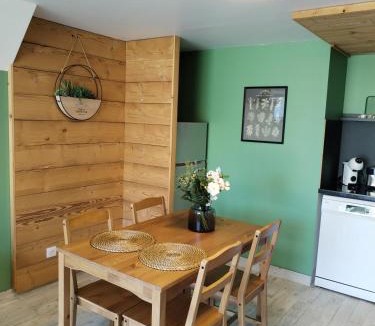 Raon-aux-Bois Apartment | Gîte de la Racine, A l'Orée du bois
