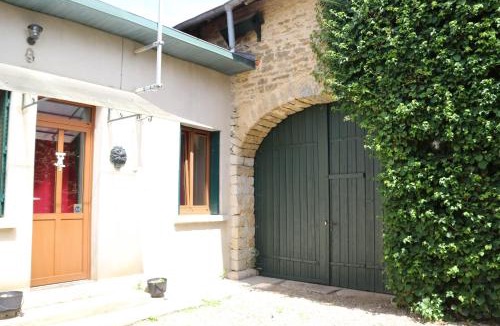 Molamboz House | Gîte De La Souris Verte