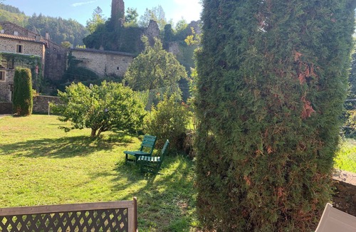 Lamastre House | Gîte de Retourtour à 3 Minutes dun Plan Deau Aménagé, à 1 km de la Dolce VIa
