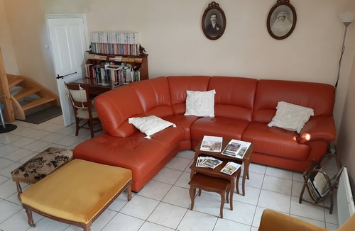Chamalieres-sur-Loire House | Gîte De Varenne: Mountain View, Private Terrace & Wi-Fi in Chamalières sur Loire