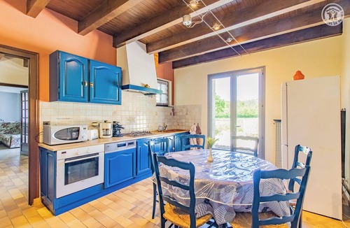 Pierre-de-Bresse House | Gîte des Charmes - PIERRE DE BRESSE