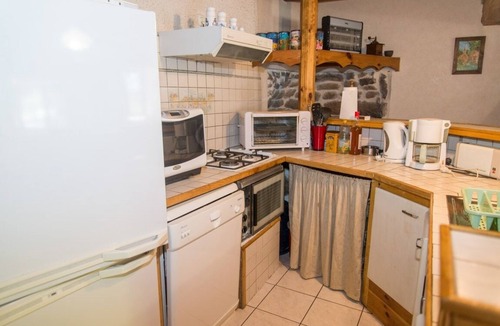 Peyre-en-Aubrac House | Gîte des Jonquilles 6 Personnes 2 Épis