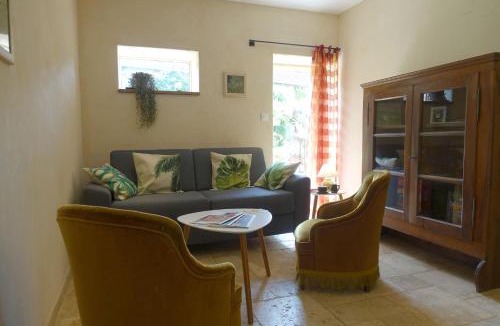 La Vineuse House | Gîte des quatre chemins