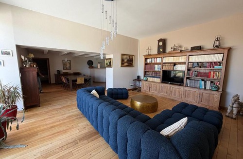 Commenailles House | gîte du bel étang