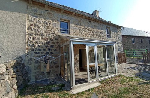 Nasbinals House | Gîte du Carrairou - NASBINALS