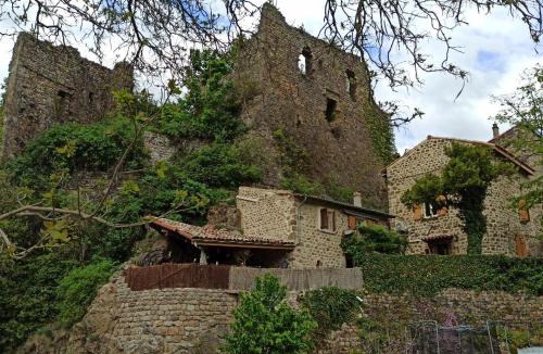 Lamastre House | Gîte du Château de Retourtour