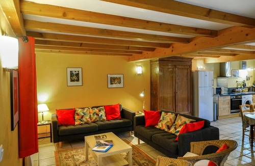 Manglieu House | Gîte du Châtelet, 10-12 Guests, in Auvergne