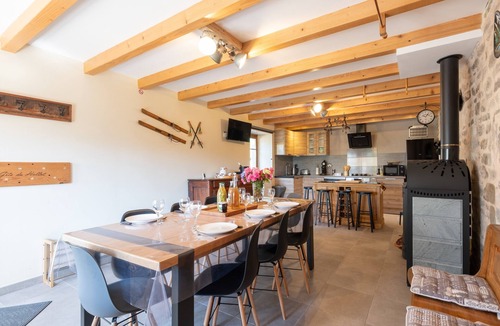 Le Clerjus Cottage | Gîte du Hallot with Spa (Holidaymakers/Spa Guests)