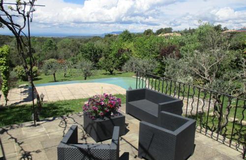 Venasque Apartment | Gîte du Jardin des Espuys
