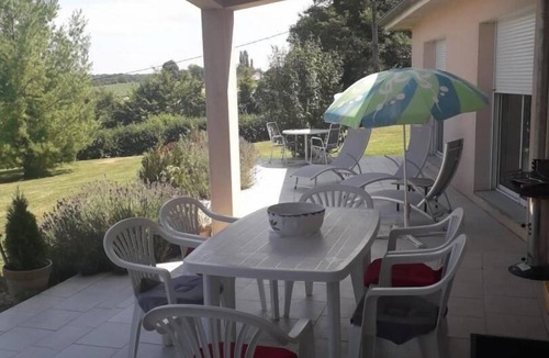 Charette House | Gîte du Mottet - CHARETTE VARENNES