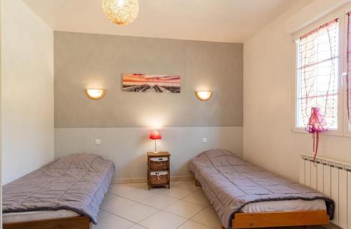 Jussey House | Gîte du Pêcheur isolé avec grande capacité près de la Saône - FR-1-583-451