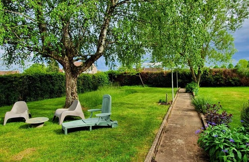 Saint-Vincent-Bragny House | Gîte du Vieux Marronnier