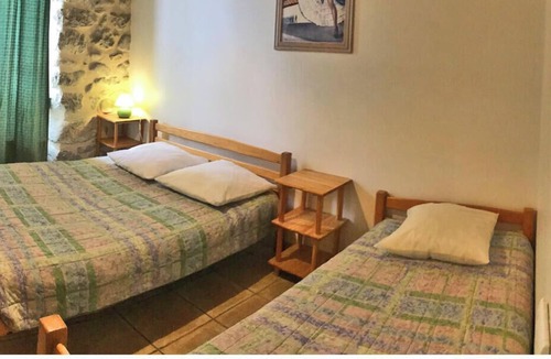 Jaujac Apartment | Gîte en Ardèche à Jaujac "Gîte la Chavade 2"