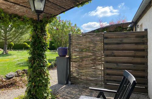 Farges les Chalon Apartment | Gîte et Studios Les Barongères