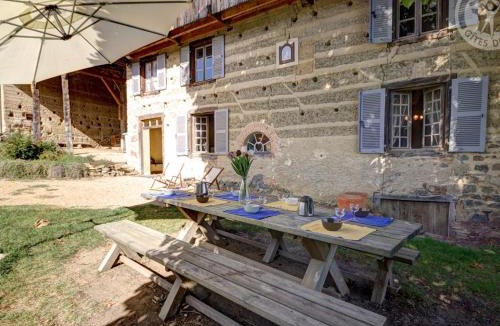 Saint-Martin-la-Sauvete House | Gîte familial spacieux et chaleureux, animaux acceptés, jusqu'à 10 personnes - FR-1-496-128