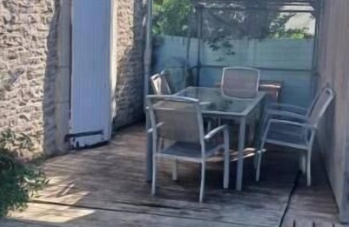 Borey Bed & Breakfast | Gîte Familial au Coeur du Triangle Vert - Piscine et Détente Assurées