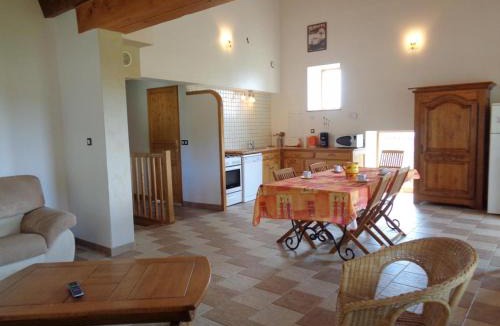 Chuyer House | Gîte familial avec terrasse et animaux bienvenus - FR-1-496-145