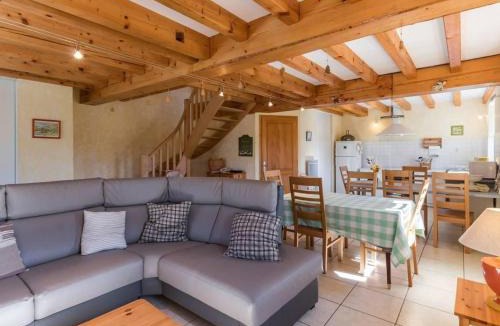 Saint-Bresson House | Gîte familial dans les Vosges avec WiFi inclus - FR-1-583-443