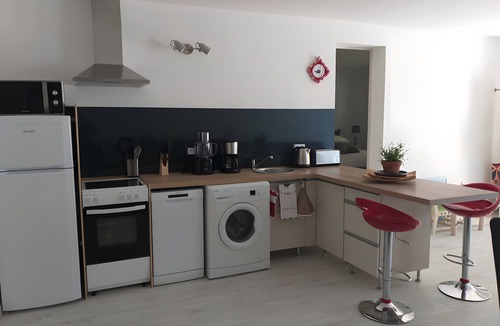 Saint-Paul-Trois-Chateaux House | Gîte chez Nanou, private pool 10m x 5m