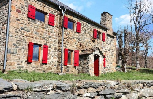 Sagnes-et-Goudoulet House | Gîte "Gîte De La Chareyre" with Mountain View, Private Terrace and Wi-Fi