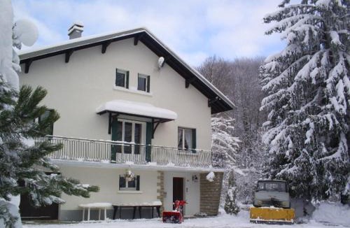 Bonlieu House | Gîte grande capacité au calme circuit Cascades du Hérisson