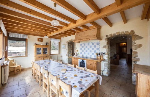 Les Deserts House | Gîte 'Jeantiane Les Alpes Fleuries': Mountain View, Private Terrace, Wi-Fi